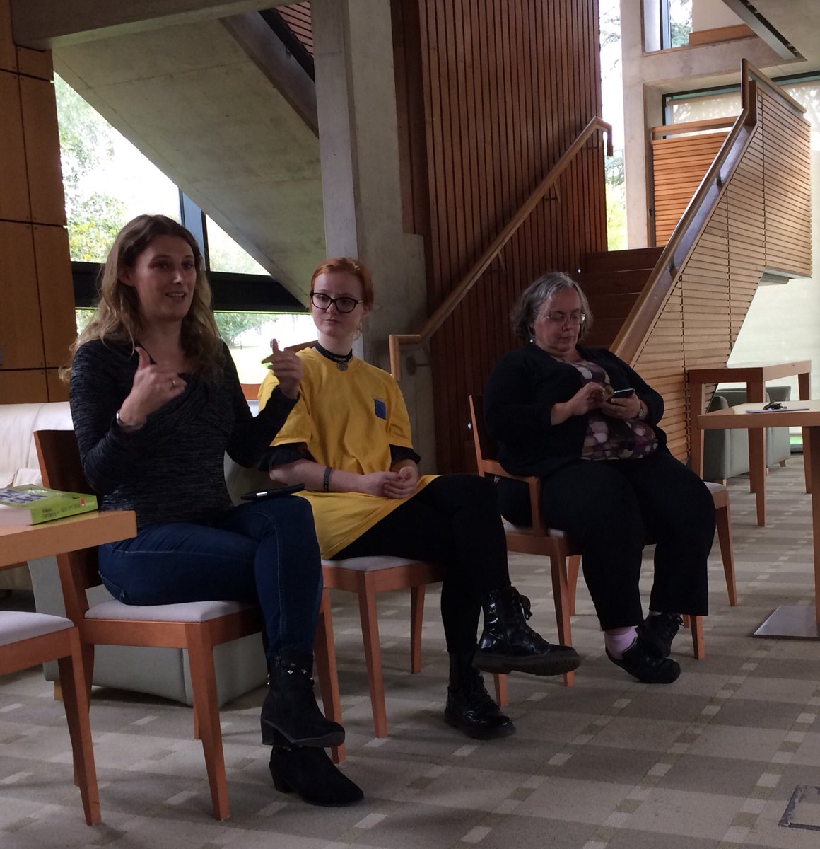 BatardiereMT's tweet photo. Great buzz on @UL campus today. The #multilingual #literature reading event was special, 'far from the madding crowd' #languagesUL @mlal_ul @AonadnaG  @LC_UoLimerick @InternationalUL @ULIntSociety #EDL2019 #coeEDL https://t.co/C0tyWyOHDe