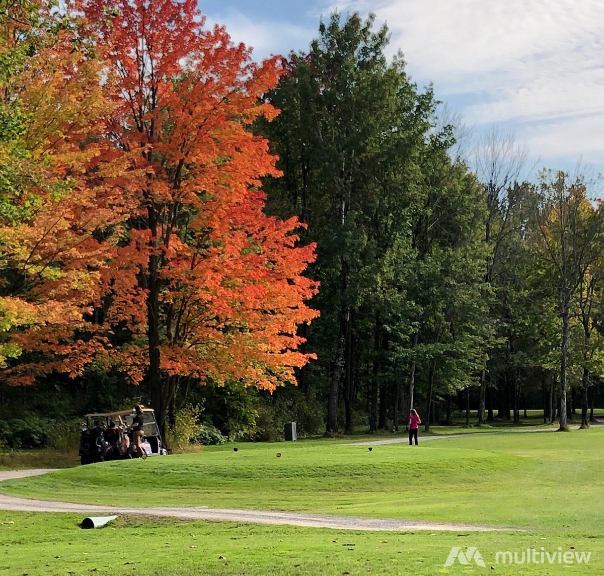 multiviewcorp's tweet photo. Yesterday the Multiview Family hit the links for our annual John Leslie Memorial Golf Tournament. A beautiful, sunny day with great people and a few cold ones ☀️ ⛳️ Big thanks to @EmeraldLinks for hosting us. #BirdiesandBeers #MultiviewFamily https://t.co/6iXj5C8S3n