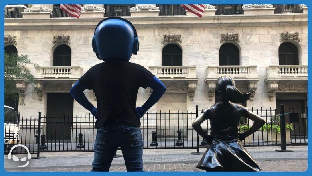 teamspeak's tweet photo. Timโs at the New York Stock Exchange ๐๐ #MetTimIRL https://t.co/3GSsSfgVen