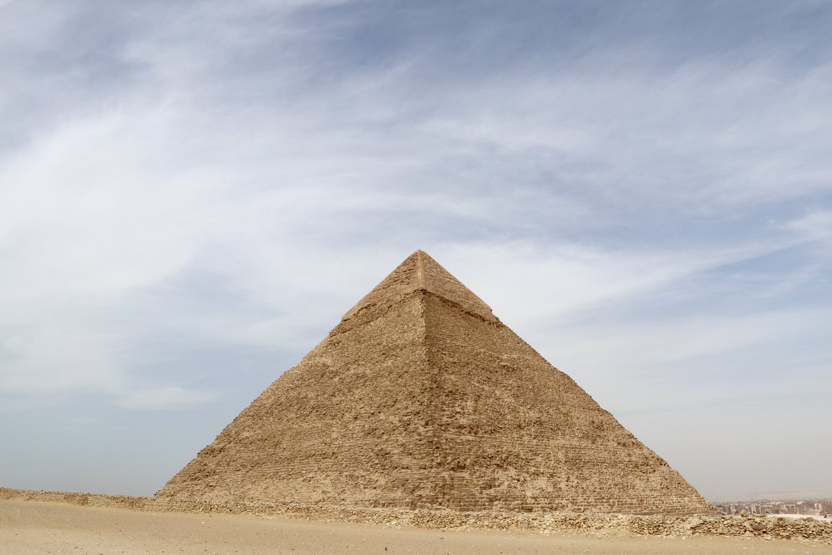 ToutankhamonFR's tweet photo. 🎁 Gagnez un voyage en Egypte pour 3 ! 
 
À tous les amoureux de l'Egypte, une expérience unique pour s'immerger dans les coutumes, les terres et l'histoire de cette civilisation fascinante après l'#ExpoToutankhamonParis. 🇪🇬✨

👉 https://t.co/KGUCq2Kky7
👉 Jusqu'à demain 17h https://t.co/E3mI75hlaE