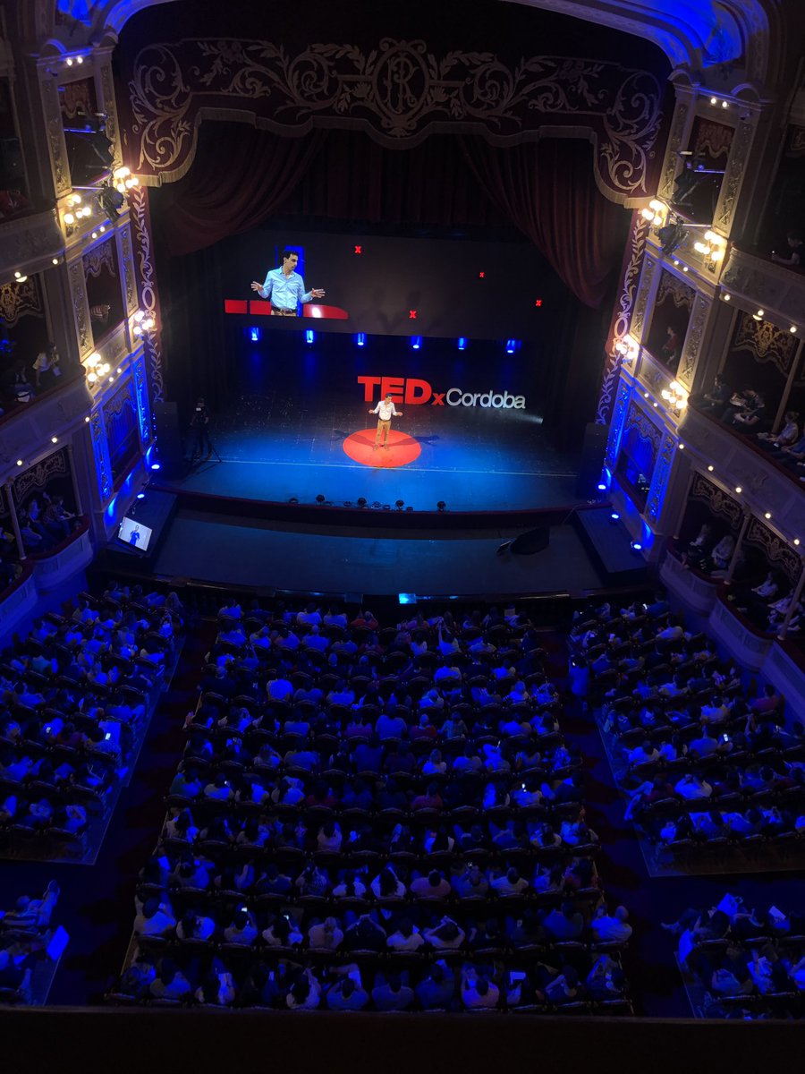 hugorabbia's tweet photo. #TEDxCórdoba2019 Medrano: “El bienestar no es un lujo, es un derecho” https://t.co/gwdhUBBVrP