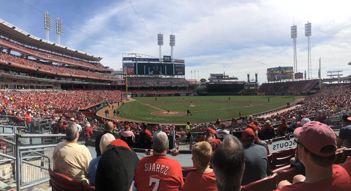 skhall's tweet photo. It’s a beautiful day at the ballpark to say farewell to Marty Brennaman (and to eat a ton of food)! #farewellmarty #thanksmarty #cincinnatireds #cincinnati #reds #frybox https://t.co/nkdFs25GEj