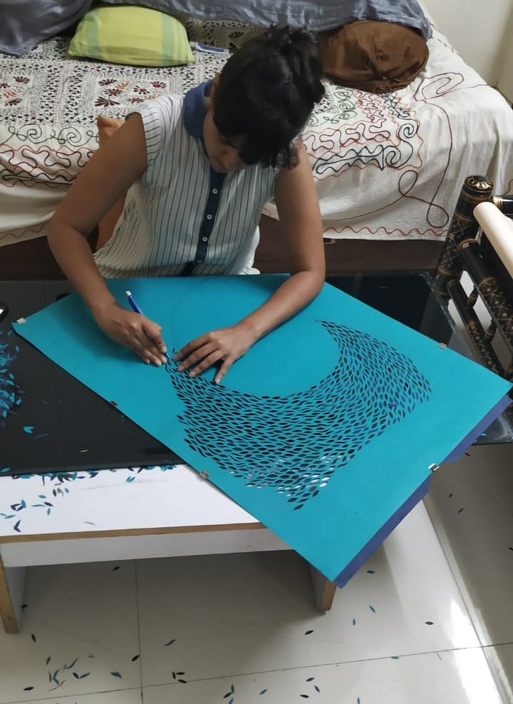 Divya31288's tweet photo. I am finally in the zone of making an artwork . #artwork #art #artists #indianartist #paperart #kirigami #papercutout #environment #waves. #water #paper #papercutting #life #environment #designer https://t.co/VNYnvDcArM