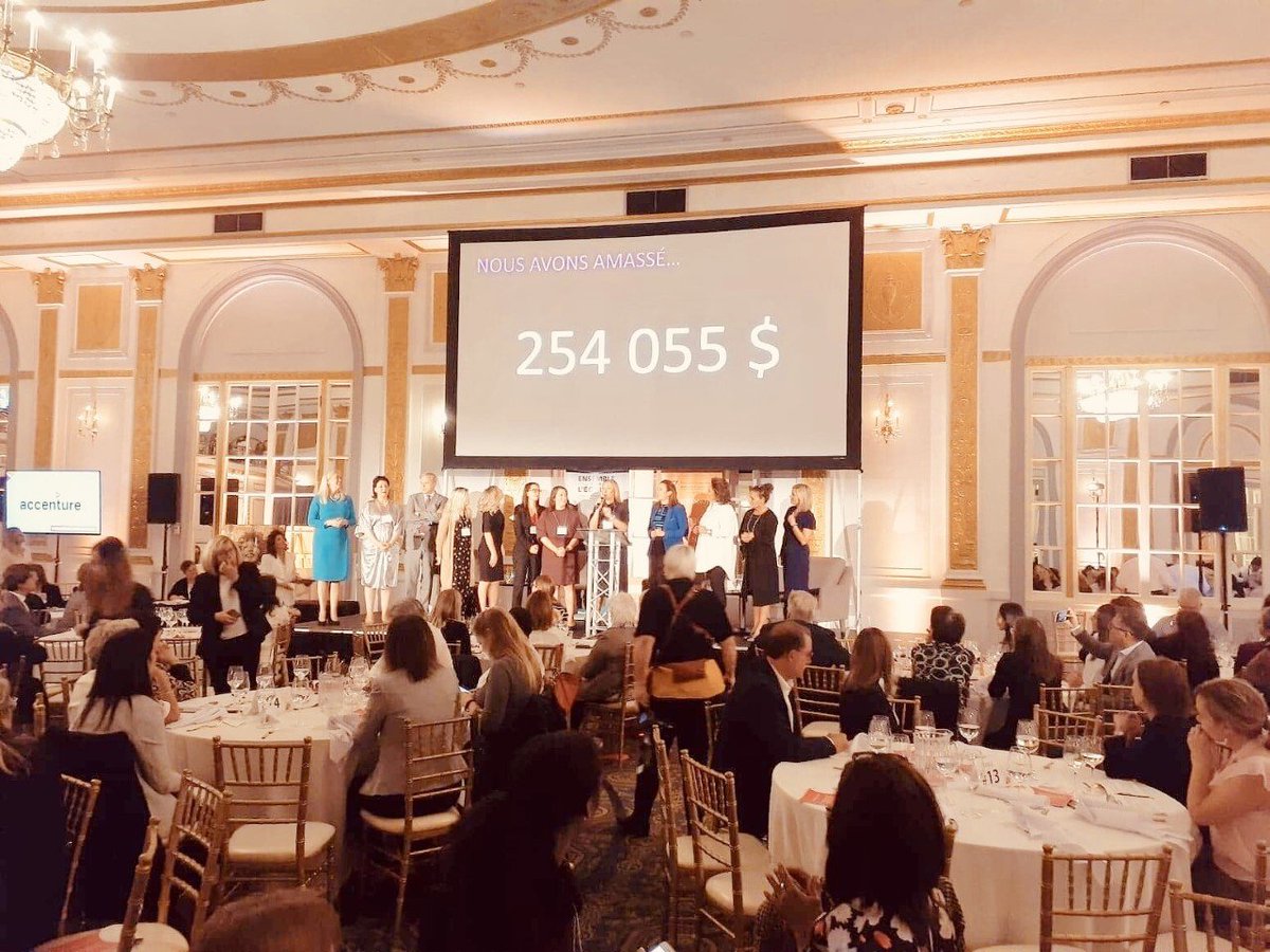 YWCA_mtl's tweet photo. Merci aux convives, partenaires, lauréates, animatrices et à tous ceux et celles qui soutiennent chacun.e à leur façon le #YWCA_mtl et sa Fondation afin de bùtir un avenir meilleur pour les femmes, les filles et leurs familles. #FemmesDeMerite https://t.co/algSSImjNf