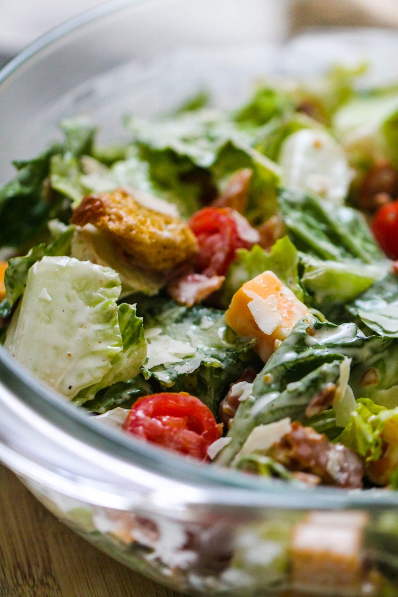SixSistersStuff's tweet photo. This BLT Salad makes the perfect potluck side dish, or a side for dinner tonight! 
https://t.co/BQzOisYbgk #sixsistersstuff #bltsalad #sidedish #potluckdish https://t.co/KV7XlZG8b6