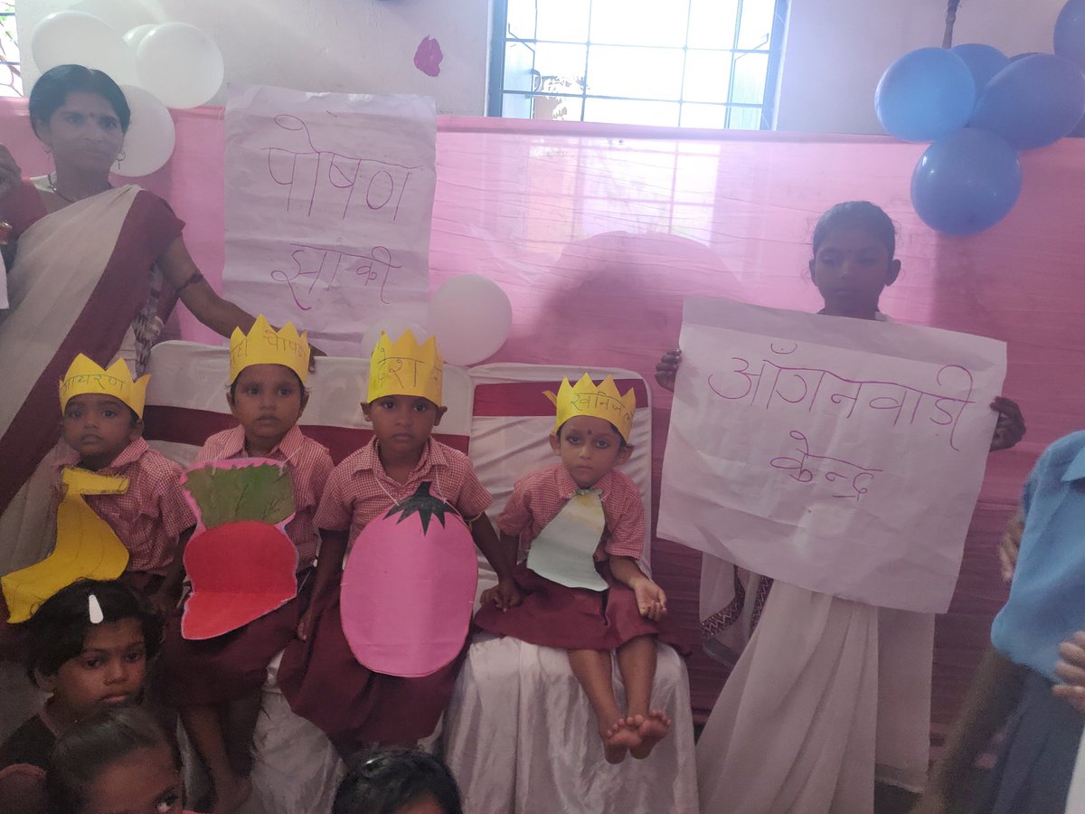 ekangersarai's tweet photo. Special attraction of Poshan mela Poshan jhanki and Lok geet of suposhan.very much appreciated by all.@dmnalanda @Sajjan95 #mwcd #PoshanMaah2019 https://t.co/S0WoCQ0rco