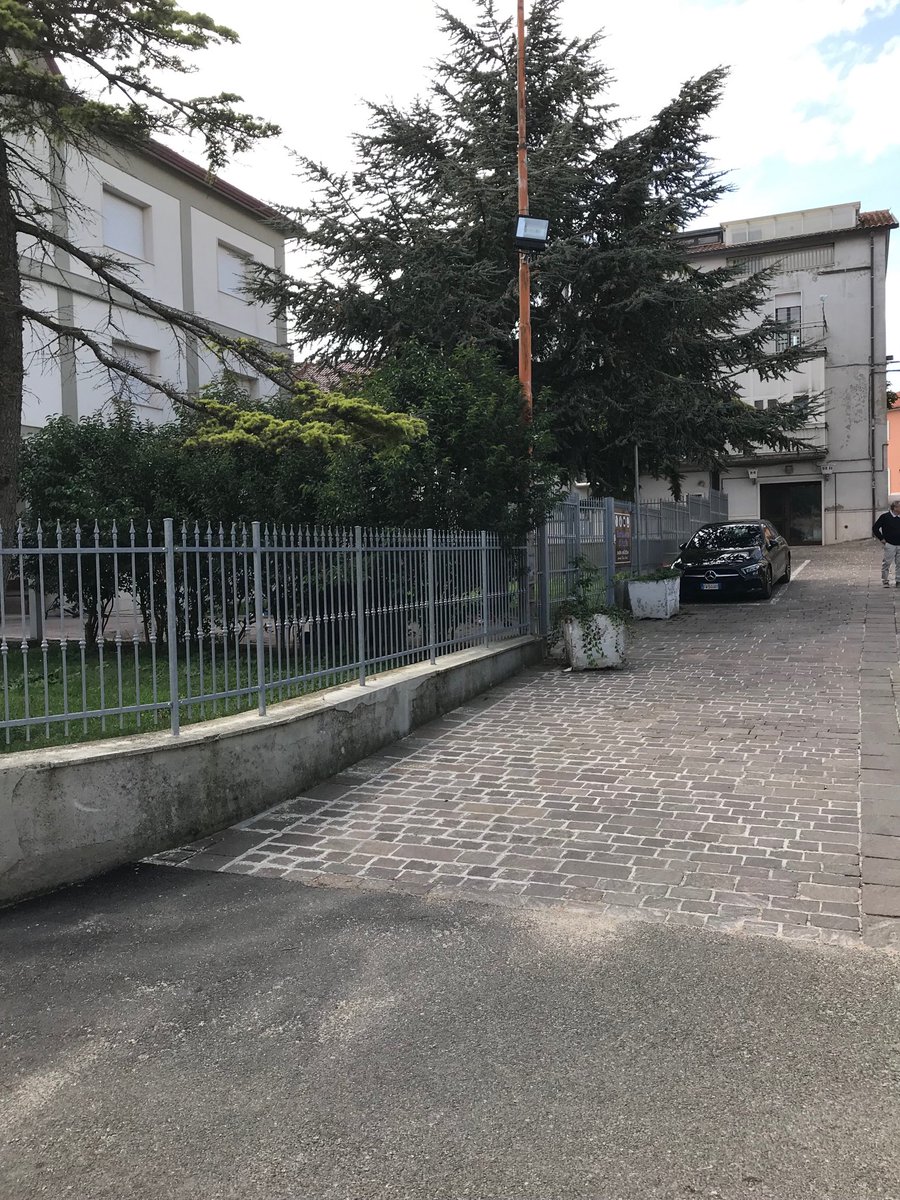 Nice mural in front of the elementary school in Monteleone di Puglia, my wife’s home town. The caption reads: “ se vuoi la pace educa alla pace.” Which means : if you want peace, teach about peace. It’s so true !