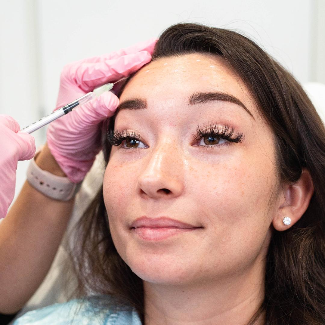LaserAway's tweet image. Can you say goodbye to fine lines &amp;amp; wrinkles if you never even get them in the first place? #PreventativeBotox #TeamLA