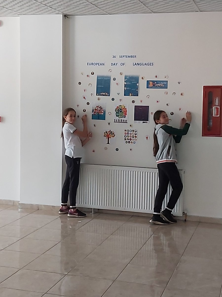 European Day of Languages Activity with our talented helpers <a href="/AliRizaLule/">Ali Rıza Lüle</a> <a href="/hulyacatakli1/">hulyacatakli</a> <a href="/CANERZEP/">CANER ÖZÇEP</a> <a href="/tbmumcu/">TM</a> <a href="/DAcmali/">demet acmali</a> <a href="/zcanAkcakaya1/">Özcan Akcakaya</a> <a href="/zlemekim1/">özlem ekim</a>