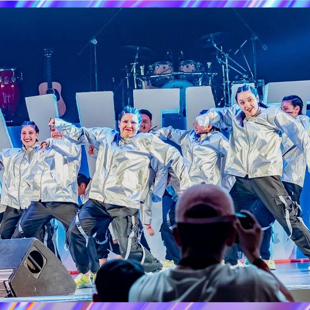 NX_dancing's tweet photo. 🔸 ＶＡＬＩＥＮＴＥ S
.
.
.
Te mostramos un poco de lo que fue la 《Presentación especial》de este congreso #Valientes 

Dejar nuestros talentos en manos de Dios y poder inspirar a otros es un gran privilegio y honor.
¡Que Jesús sea exaltado! 🔥 🔥 🔥 

#NxAlaba https://t.co/kqjm5oOcE3