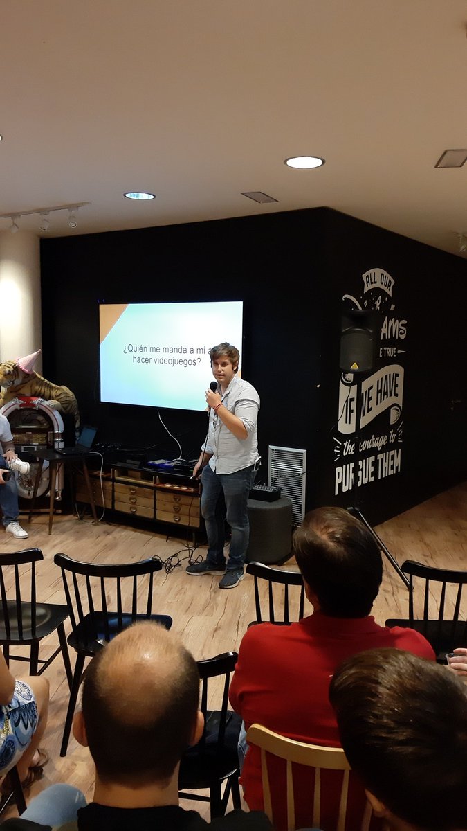 DatabeerSVQ tweet media