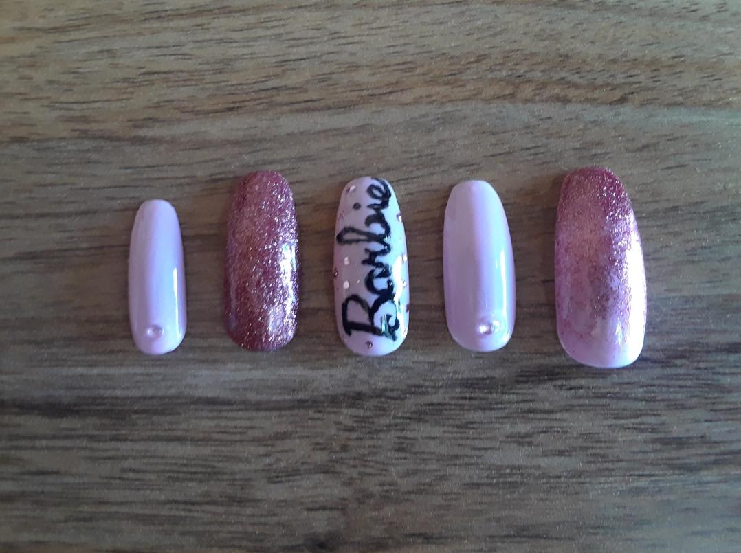 GoddessNailLove's tweet photo. Barbie Set 

DM for prices and shipping info https://t.co/SWftVMosqN