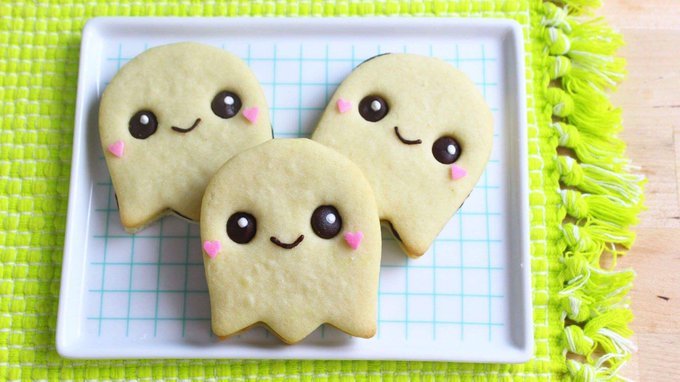 GhouliaChilds's tweet photo. GHOST Cookies via Kawaii Sweet World. #GhastlyGastronomy https://t.co/b6ssGXiqmv