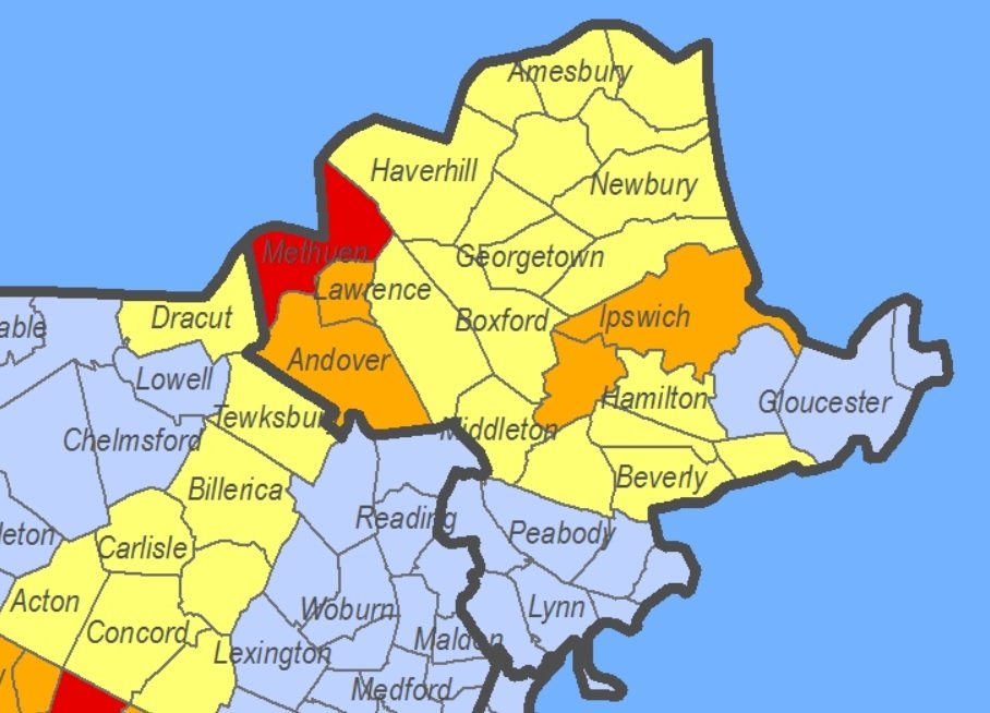 Town of Middleton EEE risk level raised to moderate, mosquito spraying scheduled for tonight.  tinyurl.com/y4m7lvxg