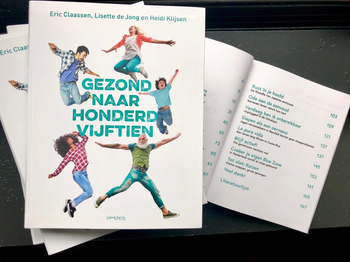 gezondnaar115's tweet photo. Hoera, de eerste exemplaren van @gezondnaar115 zijn er!! Wat een heerlijk gevoel 😎. Vanaf nu te koop in de boekwinkel en via https://t.co/otIHLQ8neI @HeidiKlijsen  @lisetteschrijft https://t.co/0Z4yQDO7EF