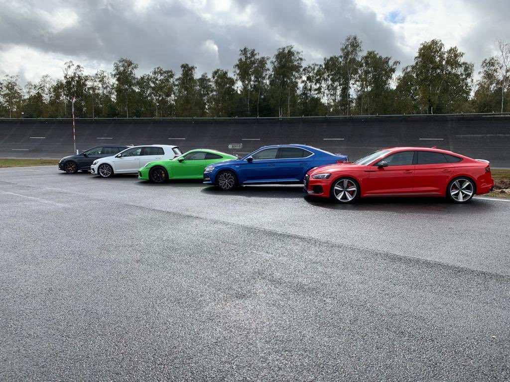 christelleh33's tweet photo. Journée inoubliable sur le circuit de Mortefontaine avec #Yeswedrive Organisation parfaite ! Merci @Arval_France Merci @vwgroup_fr #bnpparibas #memorable #magique https://t.co/c0oXs4k4Za