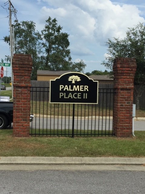 IdentitySigns1's tweet image. New routed gold max-metal affixed to black max-metal sign for Palmer Place