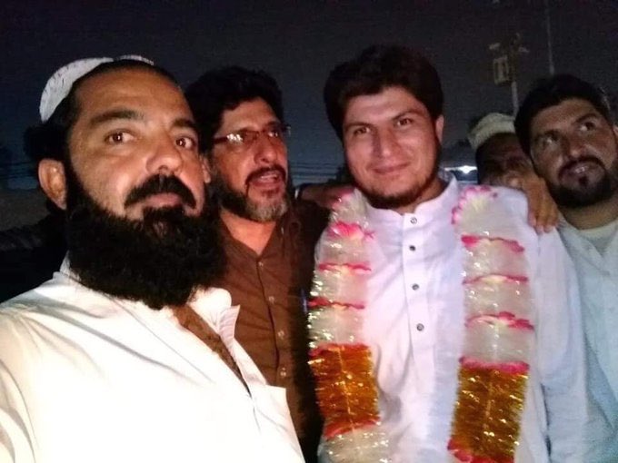 Civil Rights Movement PTM member & campaigner 4 recovery of missing persons in Pakistan, #AlamzebMehsud, has been released from Karachi prison on bail after abt 8 months of imprisonment, PTM members said Thursday. Pak authorities have booked him under anti-terrorrism laws in Jan.