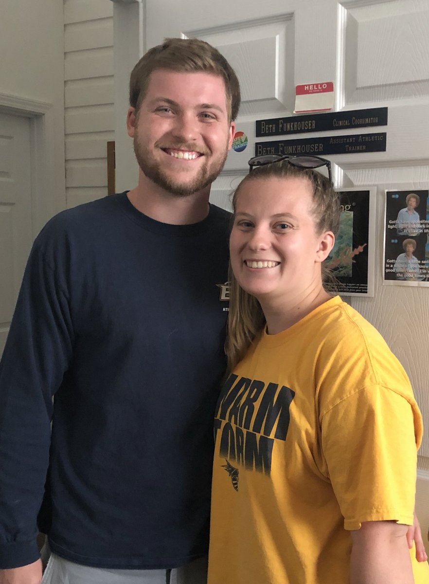 StingReliefEHC's tweet photo. @ehcwaspssoccer & @ehcws Look who stopped by today!
Had a great visit with these two (and their sweet pup!) hearing about the new adventures of their second years as an athletic trainer and a teacher respectively!
#IncreaseInExcellence
#StudentAthleteSuccess
#alumni🎓
#BeGreAT https://t.co/cErf41BfED