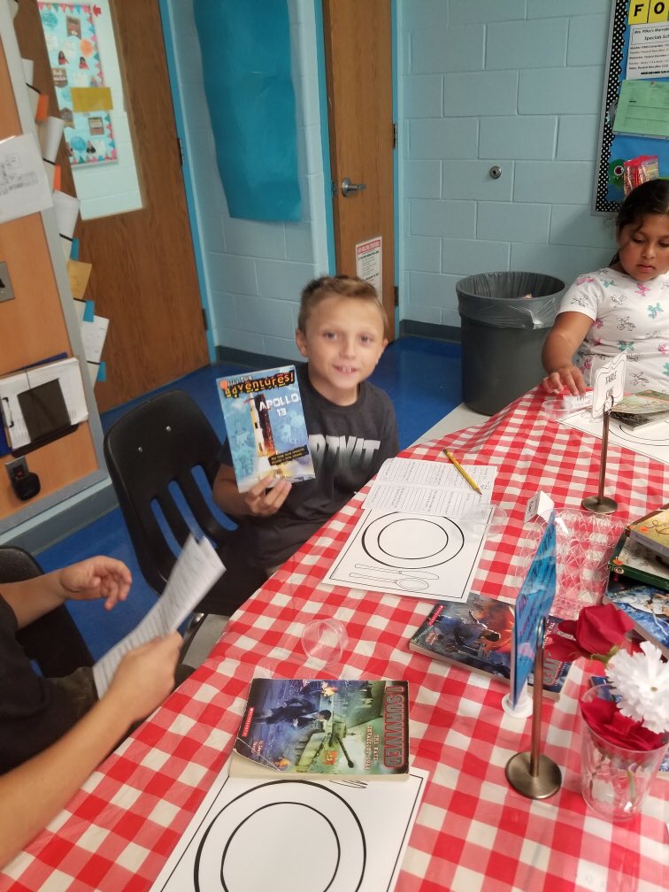 duffieldcsd's tweet photo. Fourth Graders enjoying a different kind of snack today. Today they participated in a book tasting. A fun way to get introduced to different types of books. Which genre was your yummy favorite?📚#connetquotleads https://t.co/LdL6GBbp1s