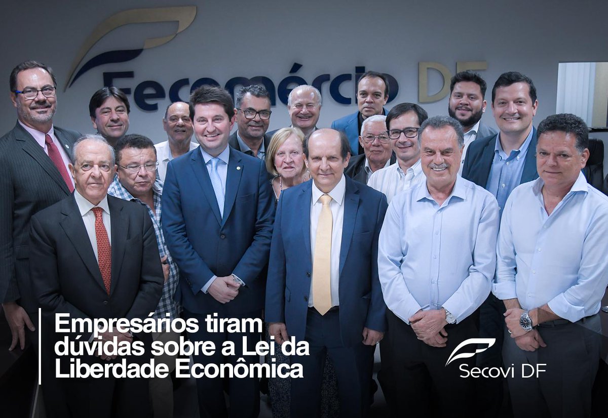 SecoviDF's tweet photo. O presidente #SecoviDF, Ovídio Maia, participou de uma reunião com empresários na @FecomercioDF sobre a nova Lei da Liberdade Econômica. Dentre as disposições, estão a Carteira de Trabalho digital e o fim do e-social. A palestra foi feita pelo deputado federal @jeronimogoergen. https://t.co/ATT74Km9O9