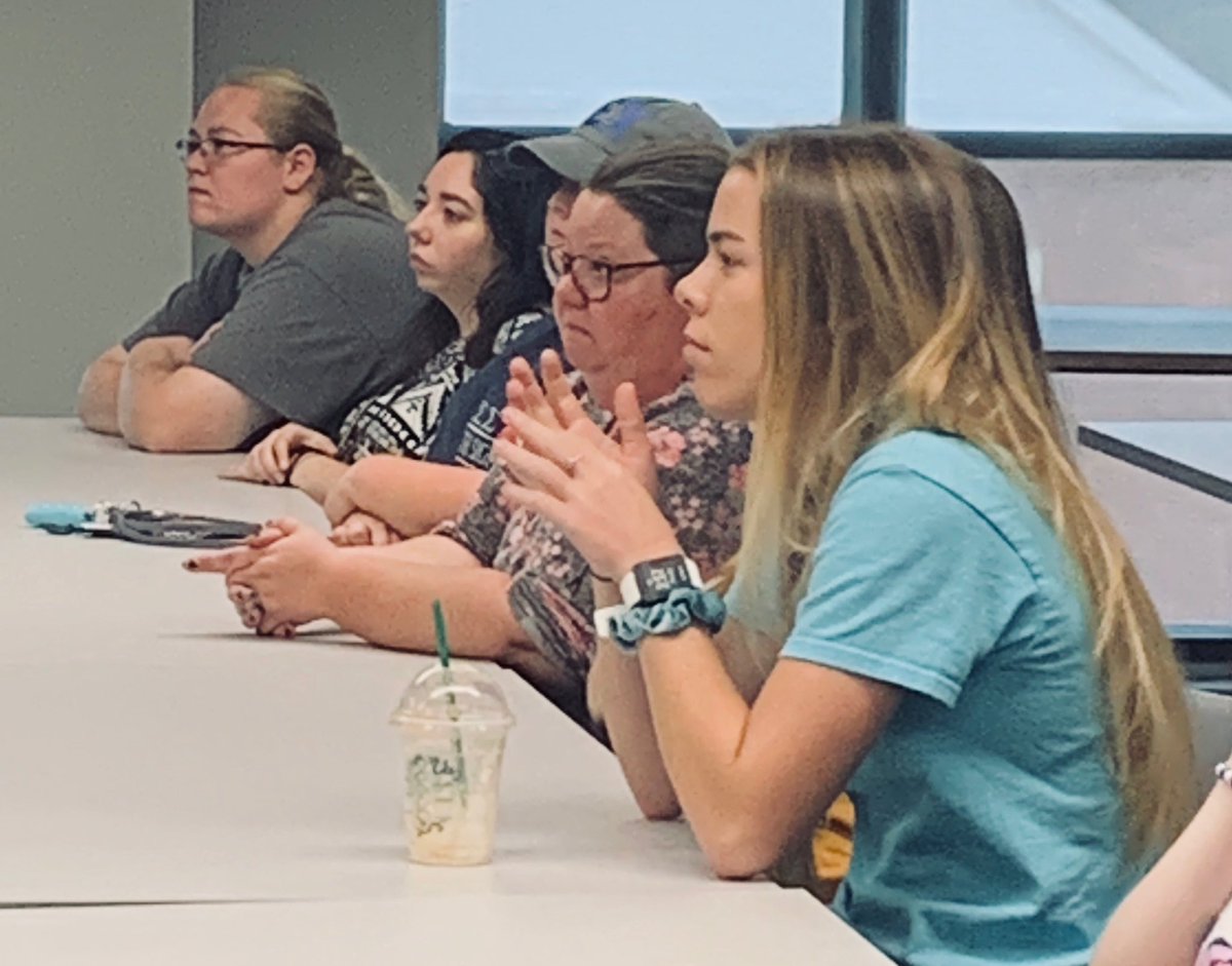 CPENews's tweet image. Adult students said that while the flexibility of online courses was helpful, the key to success was their having concerned faculty who made time to talk one on one. A “virtual” professor just doesn’t cut it. ⁦@moreheadstate⁩