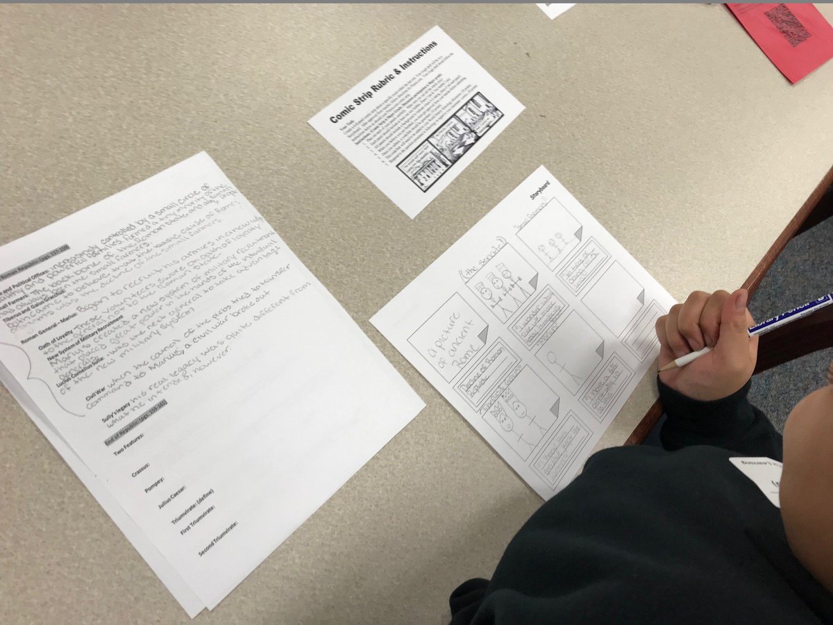 FHCL_Library's tweet photo. Mr. Clarke's World History students are selecting appropriate research tools to implement their research design in order to communicate their knowledge over the Rise of Rome. #printsources #digitalsources #FBISDLearns @FBISD_Libraries https://t.co/nhw6oOIVWz
