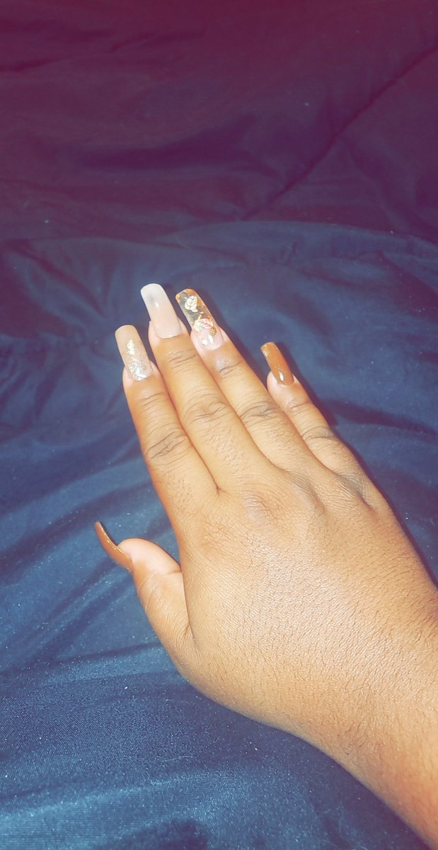 Diamond_stylez_'s tweet photo. HELLO FALL🍁🍂🍁🍂😍💅🏾 FULL SET DONE ON MYSELF GETTING READY FOR THE SEASONS  #blacknailtech #labased #fallnailz #nailsforthegram #nailsoftheweek #nailsoftheday #nailswag #nothingbasichere #brownacrylicpowder #miasecret #nailsforthegram #instagramnails💅 #bookme https://t.co/tmVwZGYaRt