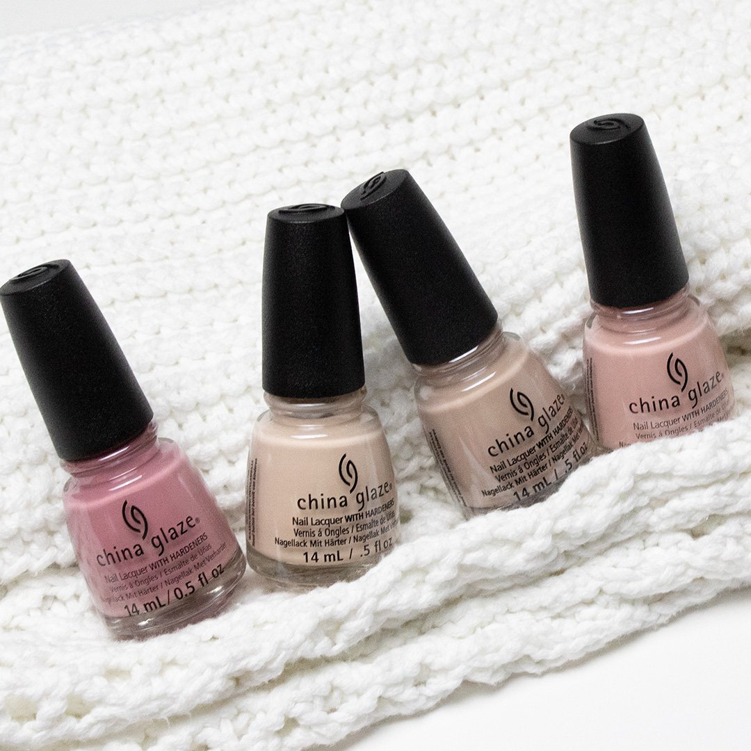 ChinaGlaze's tweet image. Do you live for cozy sweats and nude nails in Autumn? ✨🍁 Which of these colors makes it on your #FallMani list? Kill The Lights, Note To Selfie, Pixelated or Don't Make Me Blush?  Vote now! ⬇️