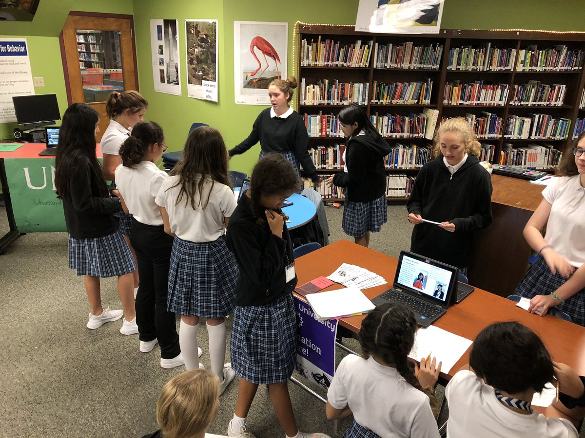 MsRobertsARS's tweet photo. 8th Graders welcome @6thgradestars to our Texas College Fair! #annproud https://t.co/zjG5JKWZcS