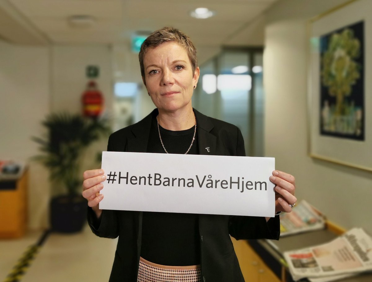 President <a href="/DrMarit/">Marit Hermansen</a> støtter <a href="/ReddBarna/">Redd Barna</a> sin kampanje om å få de norske barna i Syria hjem. Oppropet er en del av den globale bevegelsen for å stoppe krig mot barn. Følg lenken hvis du ønsker å signere oppropet: reddbarna.no/hentbarnahjem
