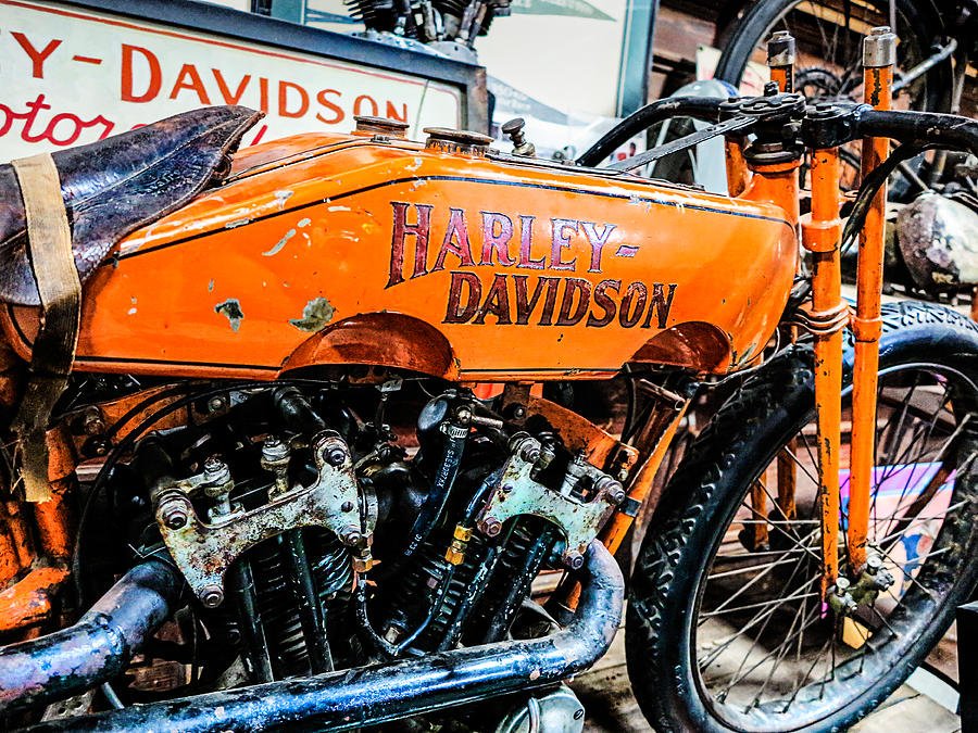 WANTED! Vintage Bikes for Festivals of Speed Contest! Send a photo of your vintage bike to Kelsey at kthomas@killercreekharley.com for more details.
