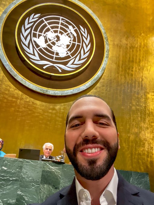 Resultado de imagen de selfie, @NayibBukele