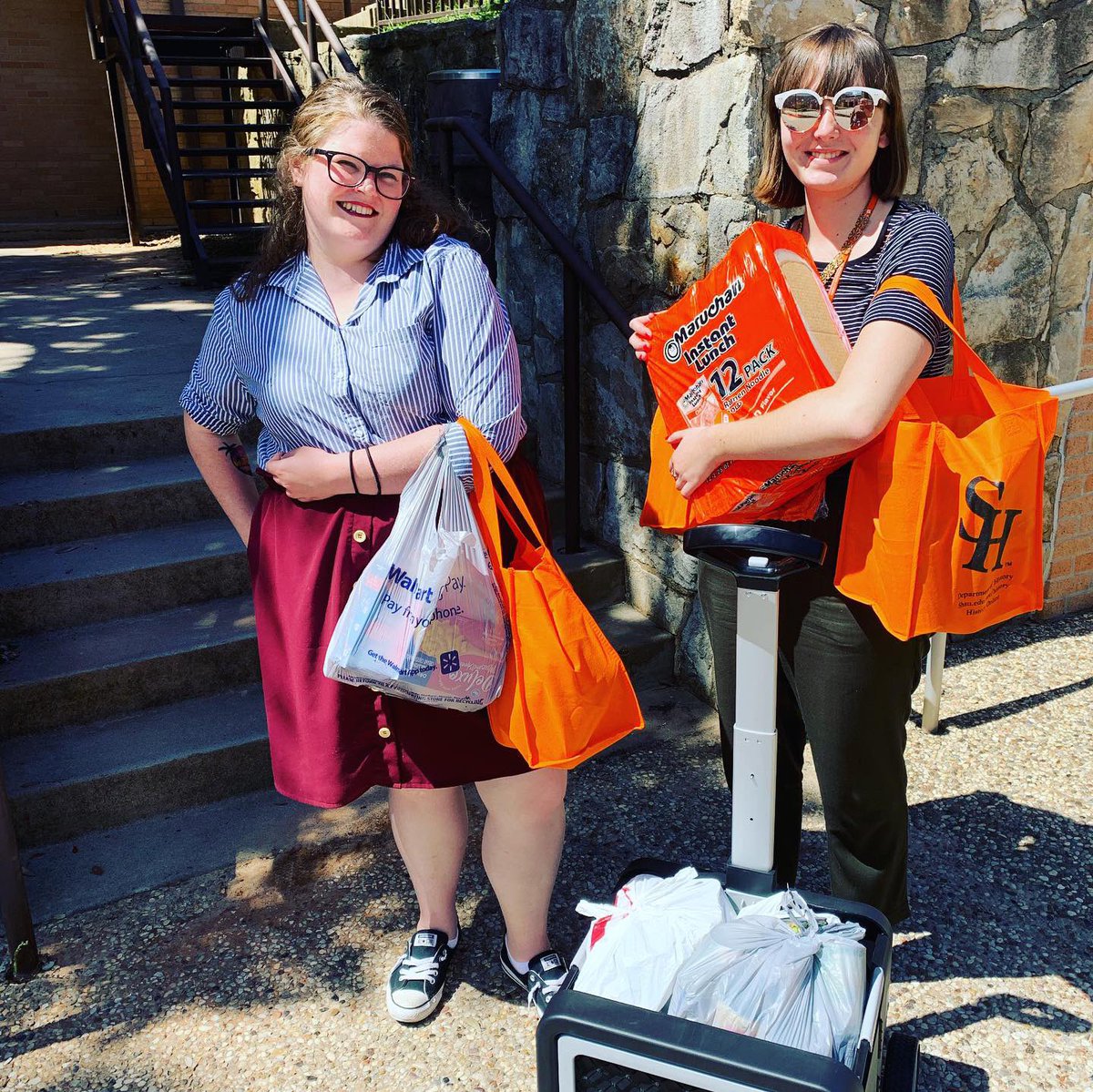 ClubBearkat's tweet photo. Your dues have been donated!! President Sarah and Treasurer Crystal have donated all non-perishable dues to the food pantry!! Good job Bearkat History Club for the wonderful amount of food accumulated through membership sign-up!!
@shsustuact @shsu_chss @shsu_foodpantry https://t.co/76iHUPZ8wA