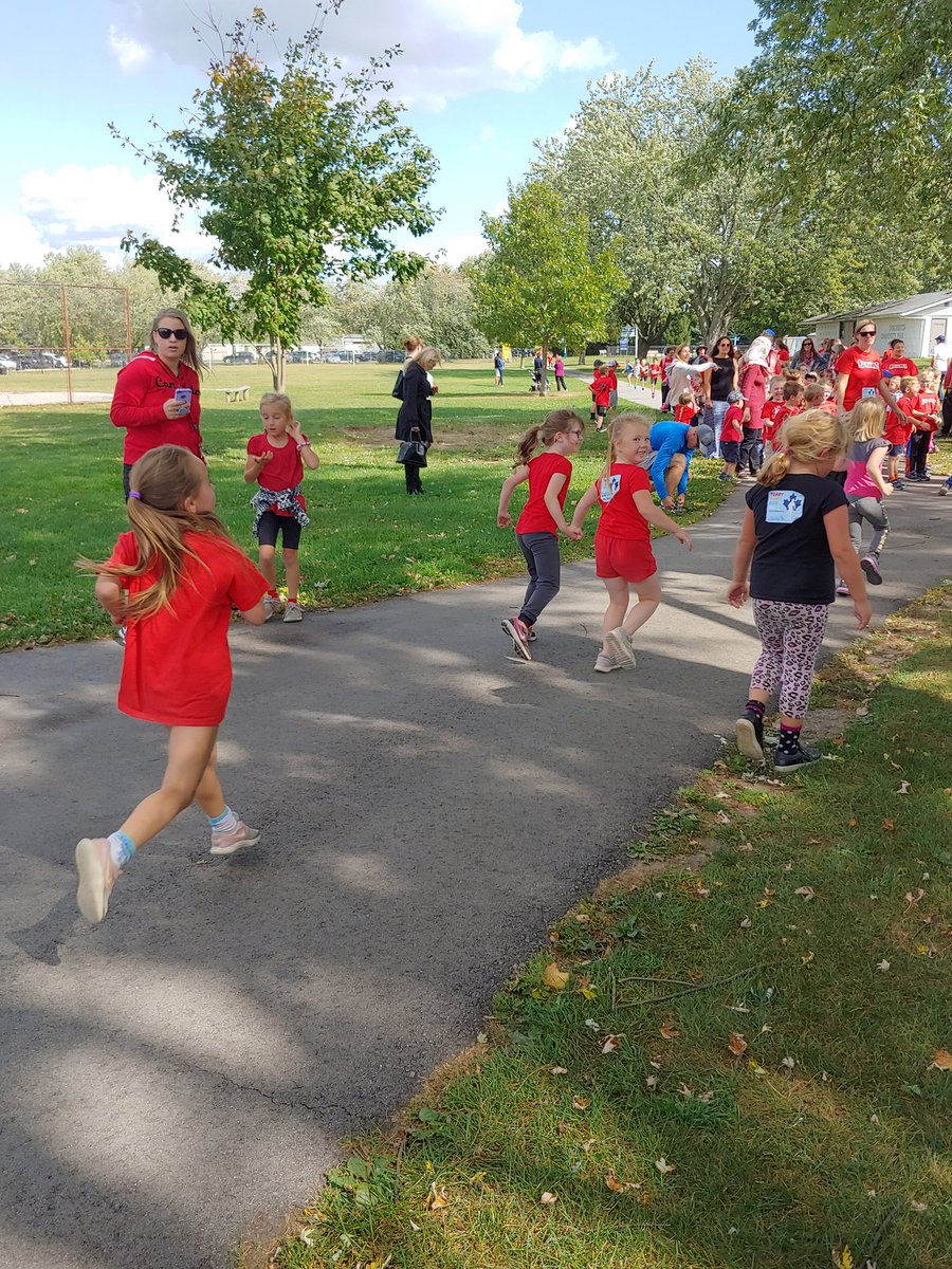 A perfect day for our Terry Fox Run <a href="/riverheights11/">riverheights</a> ! Thank you Red Hawks for your enthusiasm! Thank you to the River Heights community for your generous support! We are well on our way to meeting our $3000 goal!