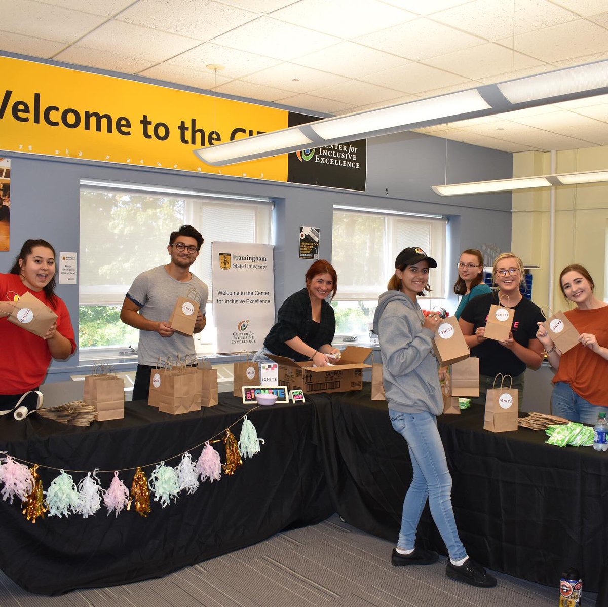 IGNITE_FSU's tweet image. Check out our Period Packing Party! We had a blast!! Thank you everyone for coming out 🌷