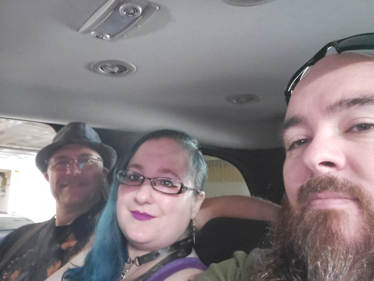 jester1147's tweet photo. On our way to #LineCon2019 so we can get our #TwitchCon badges!!! https://t.co/o1Imhkzwhc