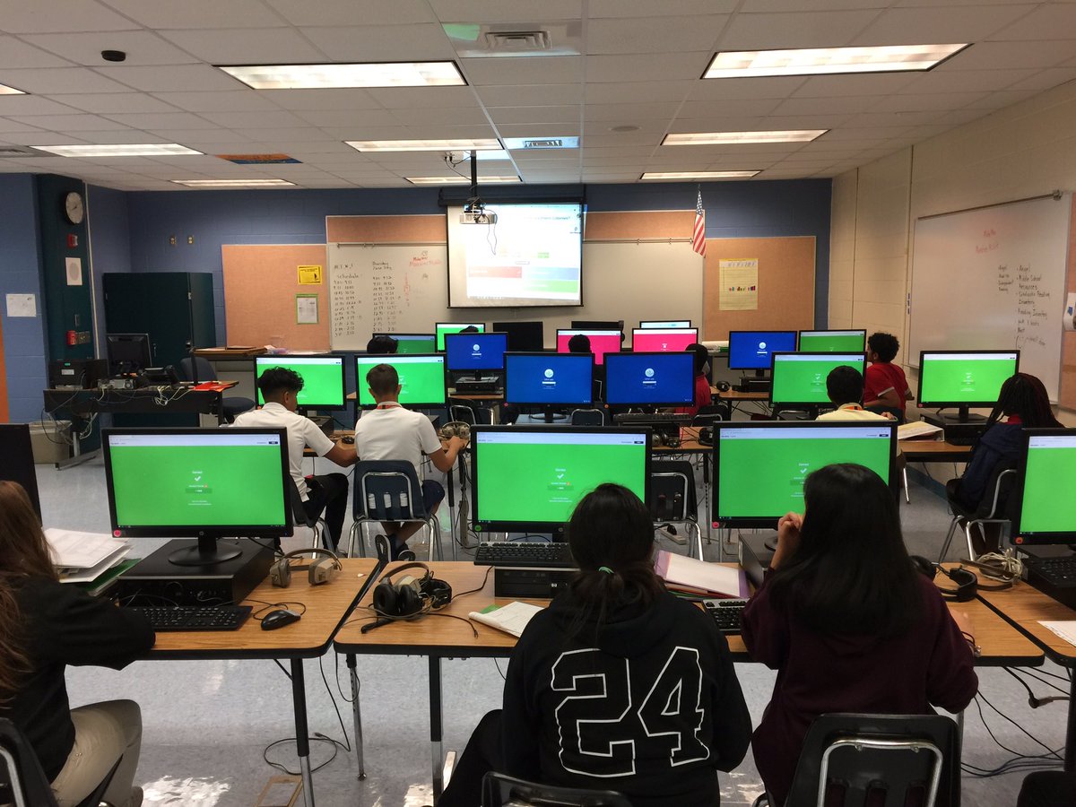 #formativeassessments with @GetKahoot 🖥 🧠