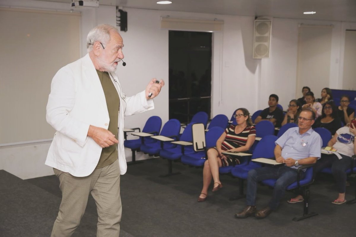 CampusPartyBRA's tweet photo. Palestra Feel The Future, conduzida por Francesco Farruggia, presidente do Instituto Campus Party, no dia 24/09, realizada na Sede do #sebraeroraima, em São Pedro/RR. #sebrae #feelthefuture #inovacaoetecnologia #campusparty #FrancescoFarruggia #includebyicp https://t.co/DtOCPI3b74