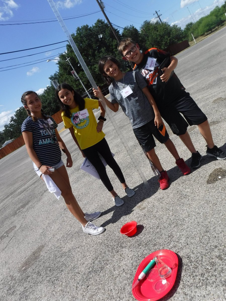 STARBASEAustin's tweet photo. The mission for these @HuttoISD 5th graders is to investigate if increasing the amount of fuel that is ejected from the rocket will increase it's altitude. π #RayElementary https://t.co/gcnYQptpQf