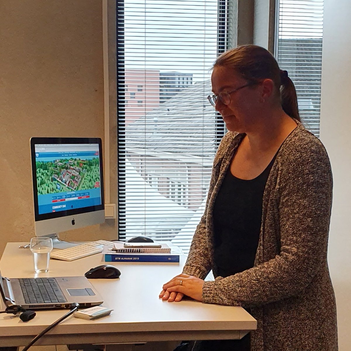 Hartelijk dank Miranda van den Brand van <a href="/VaDeBraAdm/">Vadebra</a>

Een duidelijke, enthousiaste uitleg over het opzetten van een financiële administratie voor startende ondernemers! #ondernemen #ondernemerschap #financiële #administratie #mkb #boekhouden