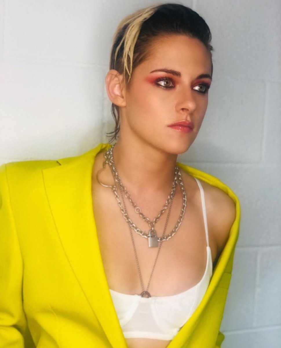 LaTangaDeKris's tweet photo. Sos una obra de arte flaca 💛🐣 https://t.co/qGiQ0no7Ch