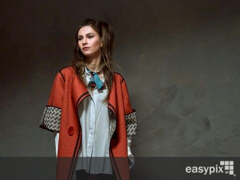 easymediabank's tweet photo. Estilo é próprio e cada um tem o seu! © Pixtal / Easypix Brasil #easypixbrasil #easypix #make #belezafeminina #confiante #bancodeimagens #fashion #estiloproprio #hairstyle #coresfortes #editorial #moda https://t.co/glht3Qoqsw