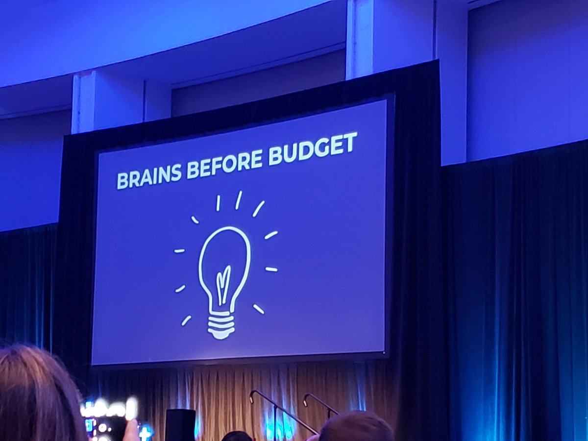 meghanbritton's tweet photo. Crazy concept, isnt it? #marketing #getscrappy #dsdet https://t.co/JFJmrkb7q2