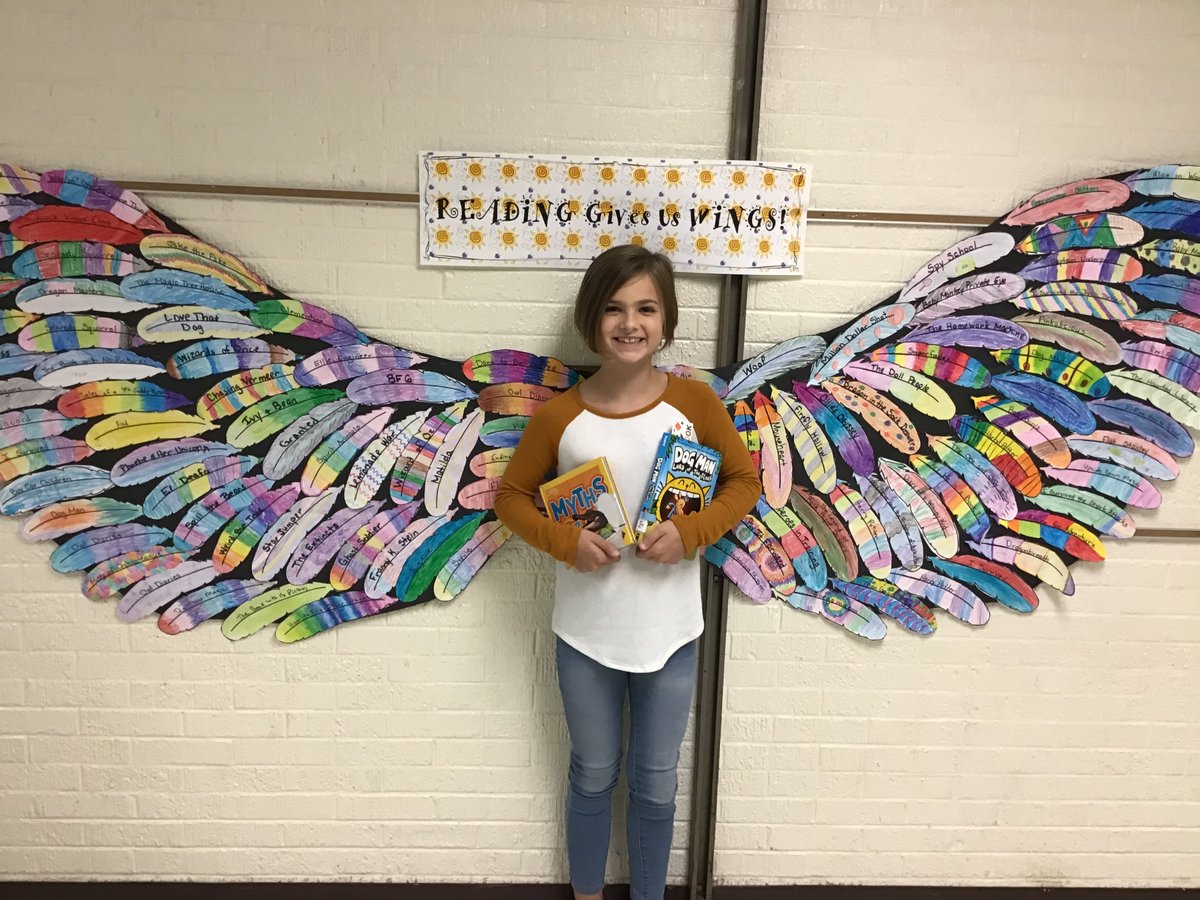 Reading gives us wings! #engage103 More pics here: plathrop103.weebly.com/september-2019…
