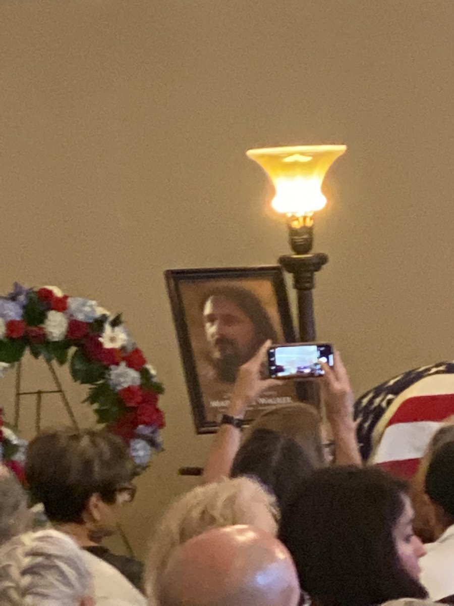 RobdoesLoans's tweet image. Mark Walkerserved in the US Navy is being laid to rest today, he had no Family but our Texas Family stepped up 300 strong. I am so proud of my Texas Family.
May God Bless you and May Mark forever rest in peace