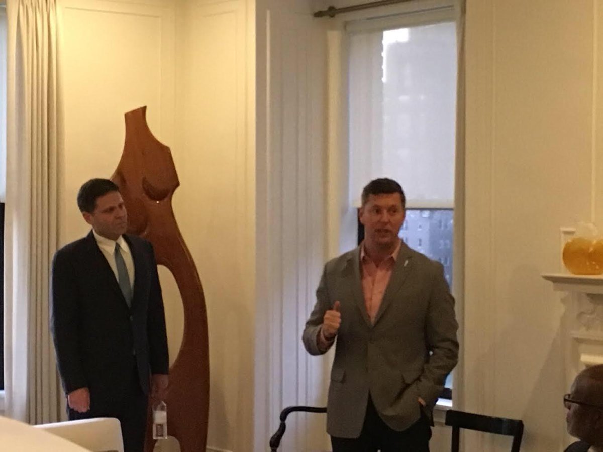 PatrickMurphyPA's tweet photo. We need more veterans like @JaredGSolomon running. It's a big reason why he has my support, and the skills and insights he's gained from the US Army Reserves have served the people of #PA202 well. Great evening with some great people! @VoteVets @KennedyDemsPA https://t.co/gd8SASjNCa