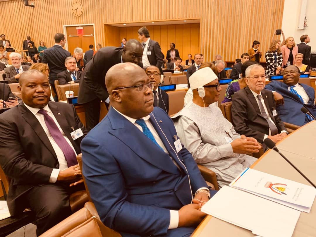 ClaudeNyamugabo's tweet photo. J'entends faire de la question environnementale une préoccupation omniprésente et transversale, qui touche l'ensemble de nos politiques,  stratégies,  programmes et projets de développement, dixit le président Fatshi du haut de la tribune des Nations unies.
Et il en sera ainsi! https://t.co/ZEpLbC2xuU