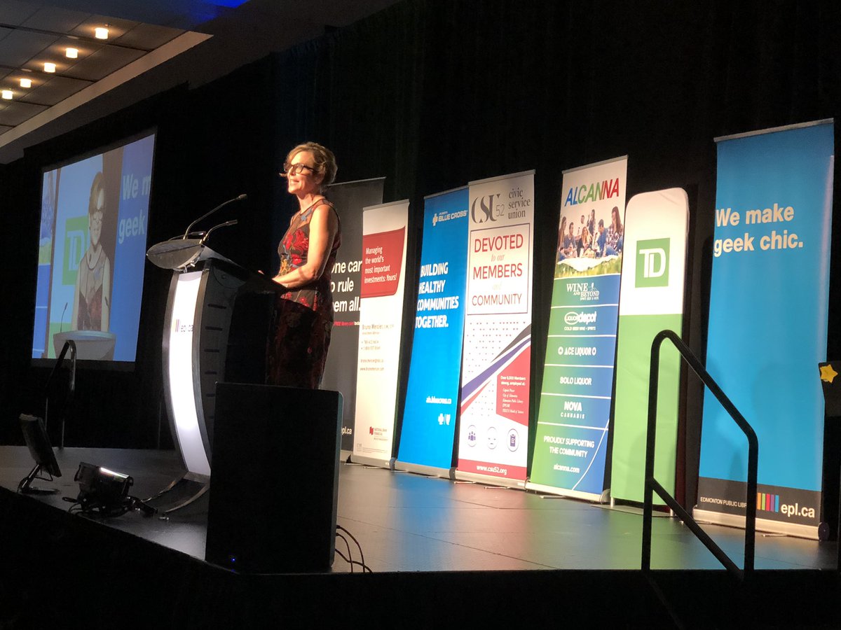 AndrewKnack's tweet photo. The @yegexpocentre is full of people supporting the wonderful @EPLdotCA. The #EPLgala is always a fantastic evening. #yeg https://t.co/QypR1Umx2d