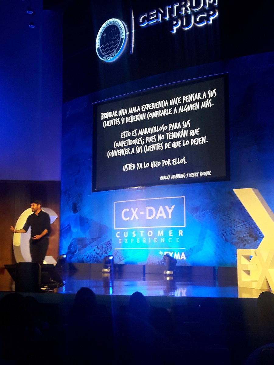 consumer_truth's tweet photo. "Brindar una mala experiencia hace pensar a sus clientes si deberían comprarle a alguien más. Esto es maravilloso para sus competidores, pues no tendrán que convencer a sus clientes de que lo dejen, usted ya lo hizo por ellos" @GomezGomezDavid en #CXDayPeru #CustomerExperience https://t.co/1QubFlTd6q